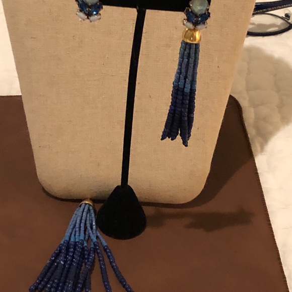 Cuff and earrings - Picture 10 of 15